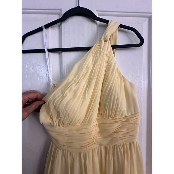 Vintage Donna Morgan butter Yellow Rhea One-Shoulder Chiffon Dress Size 4 - Picture 4 of 13